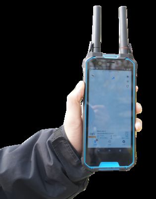 1.5 كم نظام مضاد للطائرات بدون طيار محمول باليد بترددات الراديو خطأ منخفض 700+ نوع من الطائرات التجارية بدون طيار.